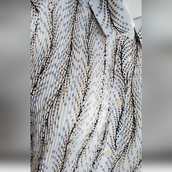 Covington Buttons Up Stretchable Bodycon Polkadot Pleated Shirt Top Blouse Small - Picture 6 of 9